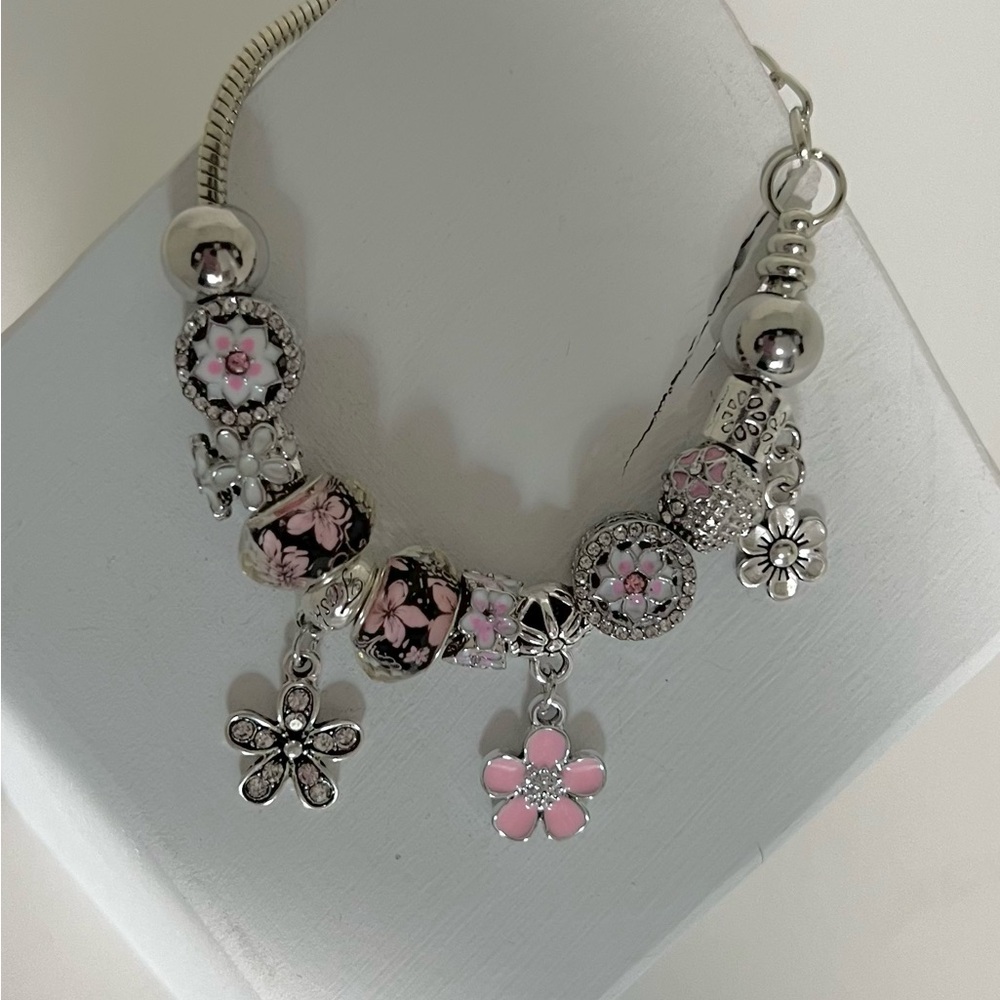 Pink Floral Charm Bracelet Silver Tone European Style Beaded Bracelet - Picture 2 of 4